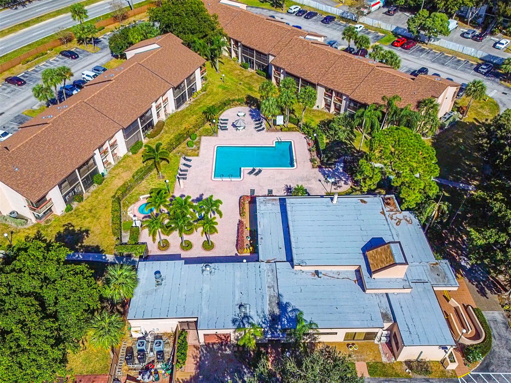 2339 SW 15th St 28