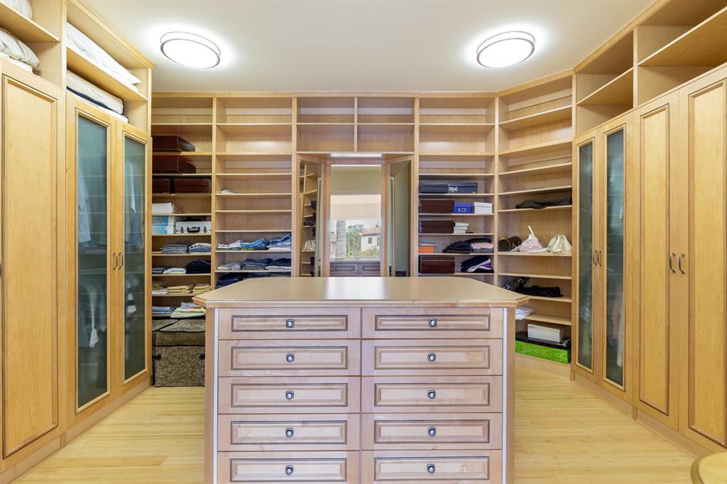 Venetian Isles - Residential