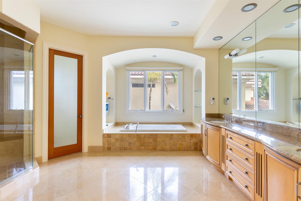 Venetian Isles - Residential