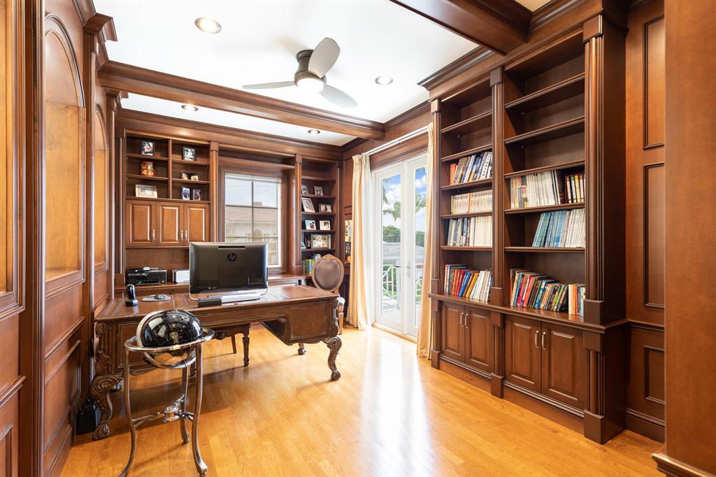 Venetian Isles - Residential