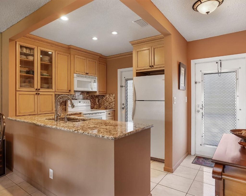 Photo of 3501 NW 47th Avenue #503, Lauderdale Lakes, FL 33319 (MLS # F10538080)