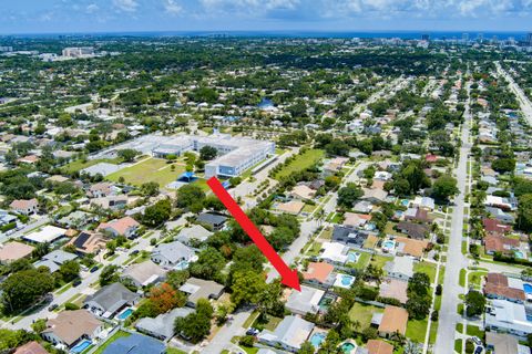 Tiny photo for 1348 SW 4th Street, Boca Raton, FL 33486 (MLS # B26032939)