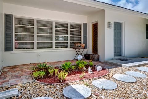 Tiny photo for 1348 SW 4th Street, Boca Raton, FL 33486 (MLS # B26032939)