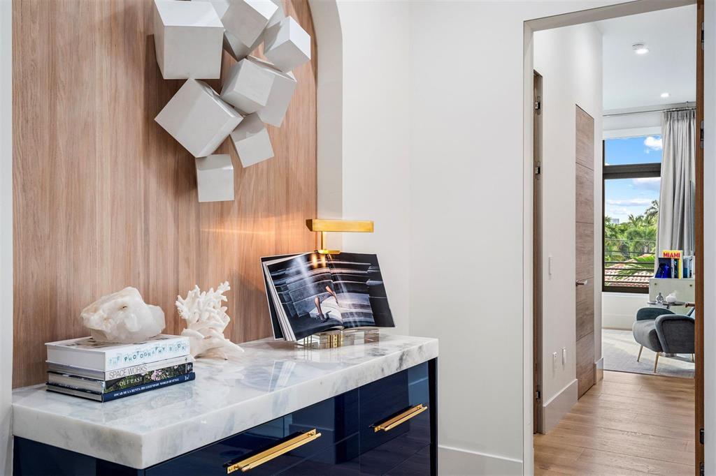 ISLA BAHIA - Residential