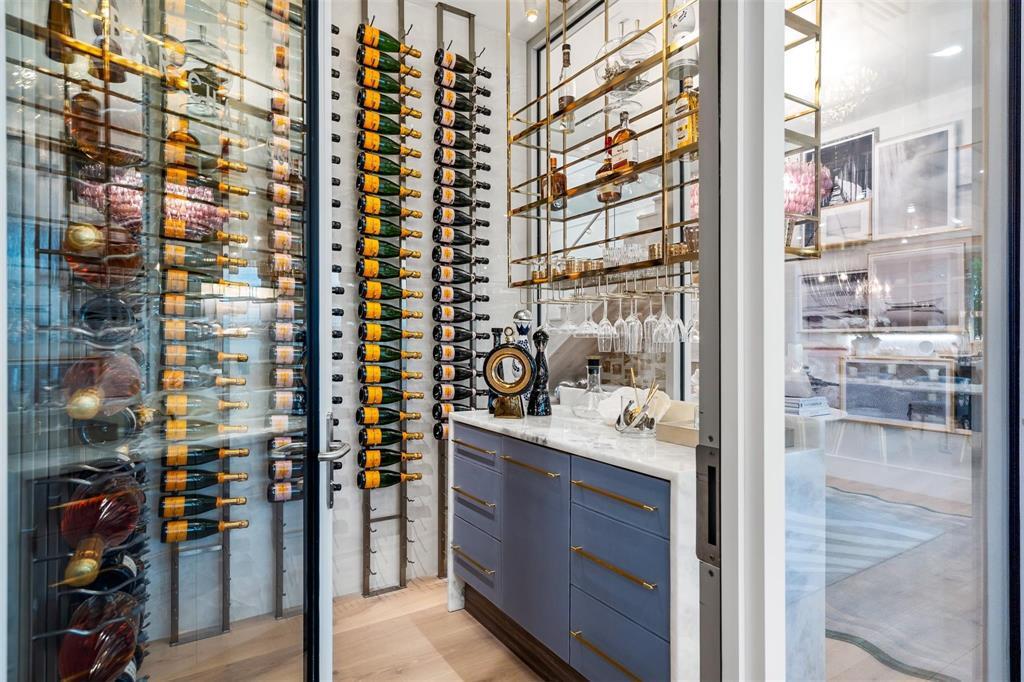 ISLA BAHIA - Residential