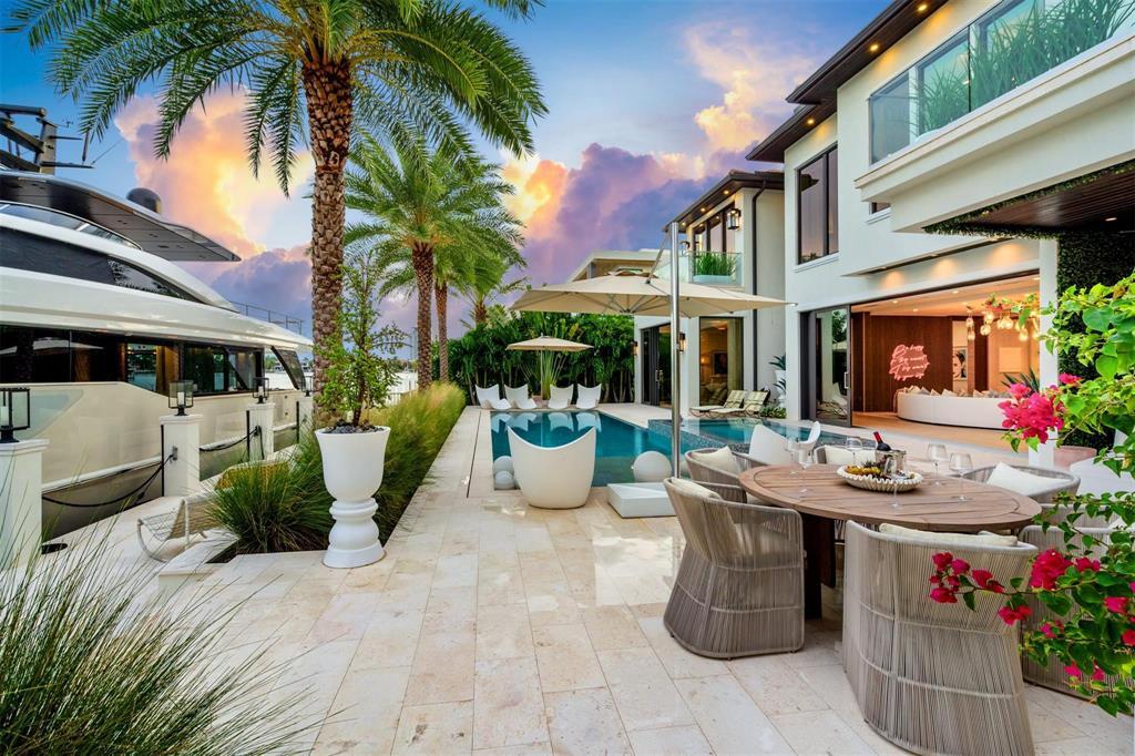 ISLA BAHIA - Residential