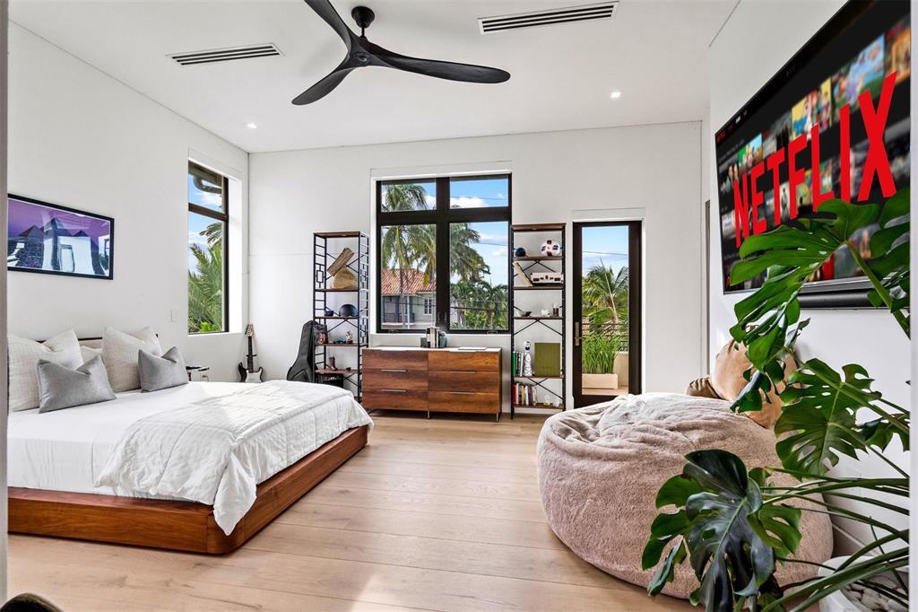 ISLA BAHIA - Residential