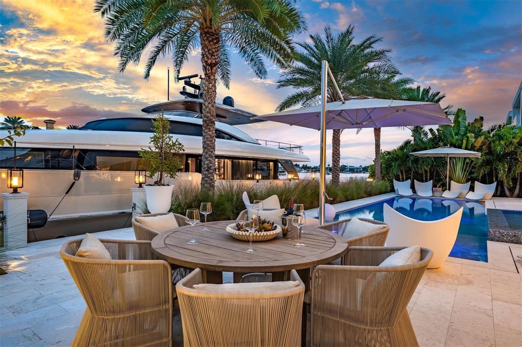 ISLA BAHIA - Residential