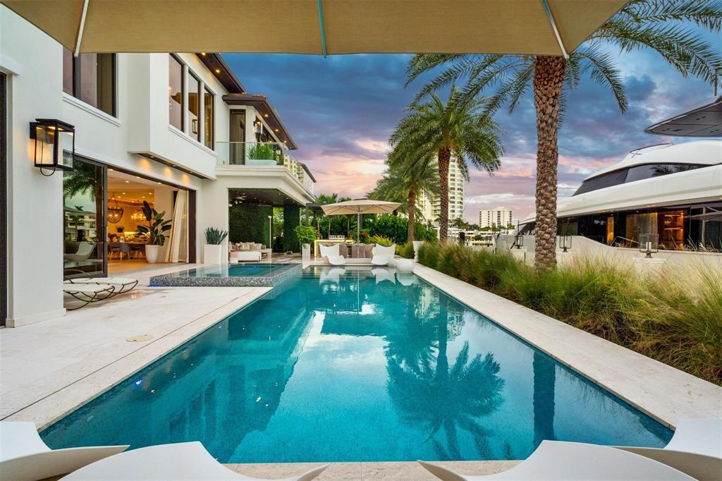 ISLA BAHIA - Residential