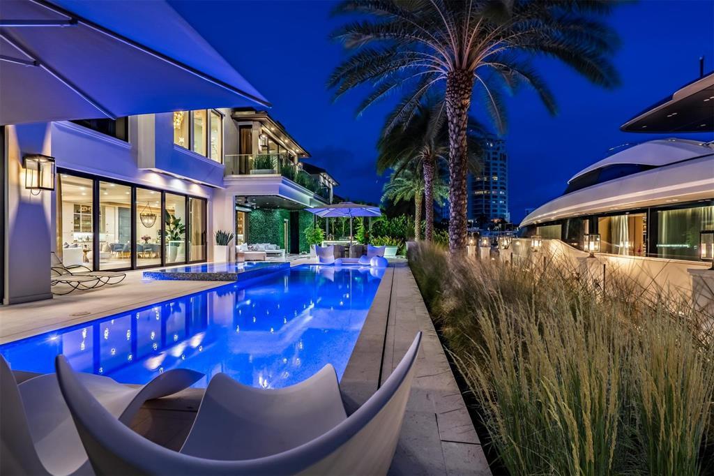 ISLA BAHIA - Residential