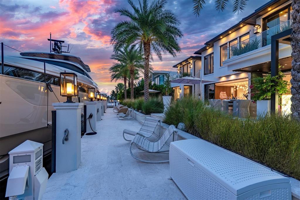 ISLA BAHIA - Residential