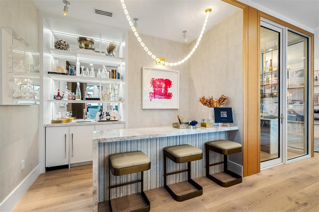 ISLA BAHIA - Residential