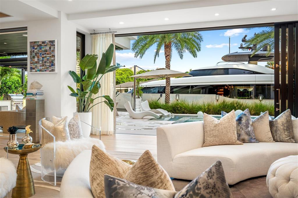 ISLA BAHIA - Residential