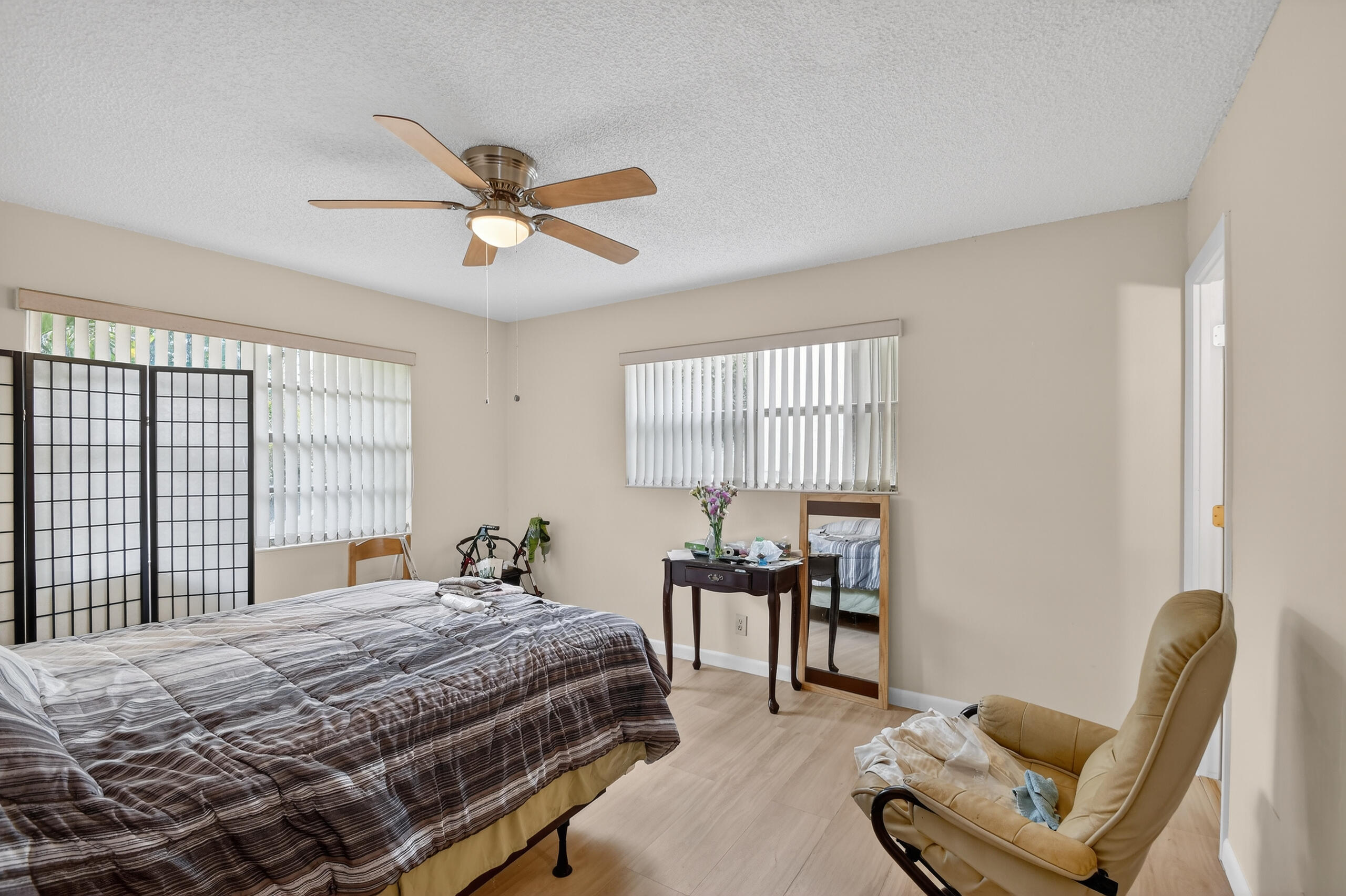 GOLDEN LAKES VILLAGE CONDO G - Residential