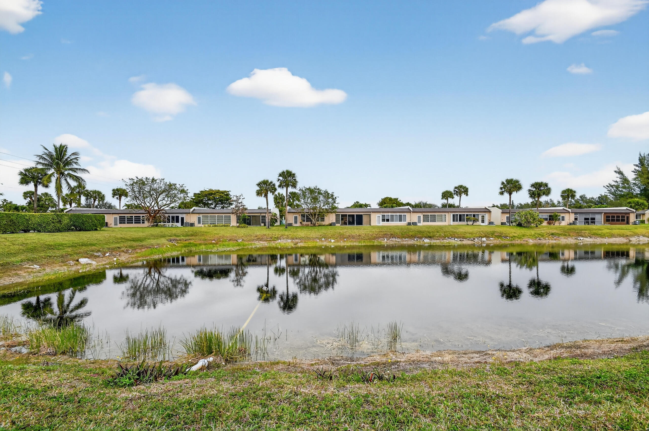 GOLDEN LAKES VILLAGE CONDO G - Residential