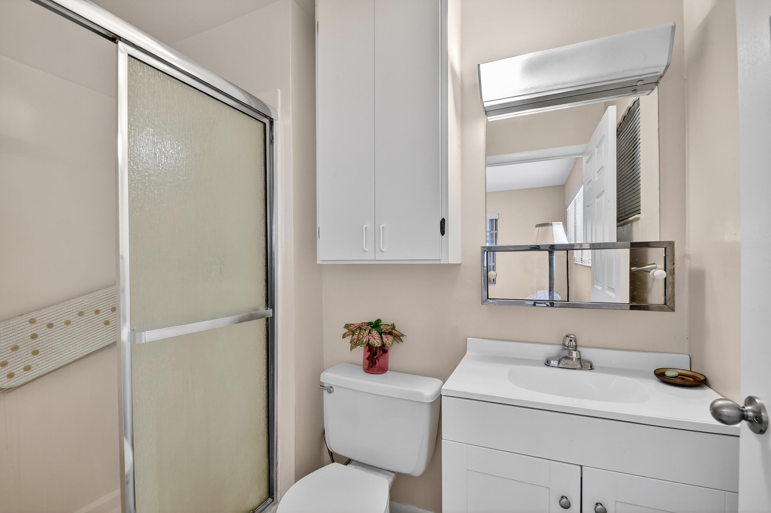 GOLDEN LAKES VILLAGE CONDO G - Residential