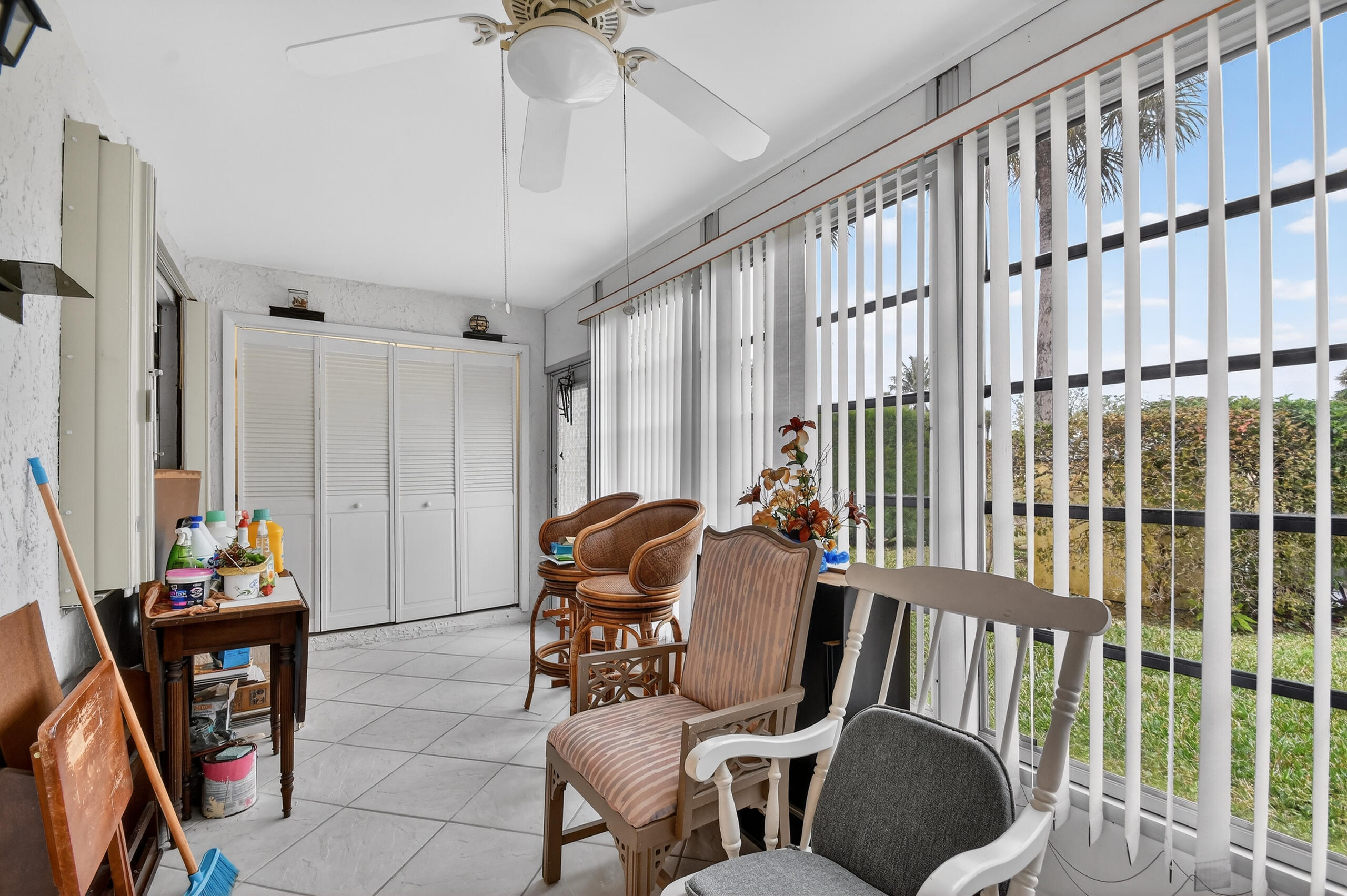 GOLDEN LAKES VILLAGE CONDO G - Residential
