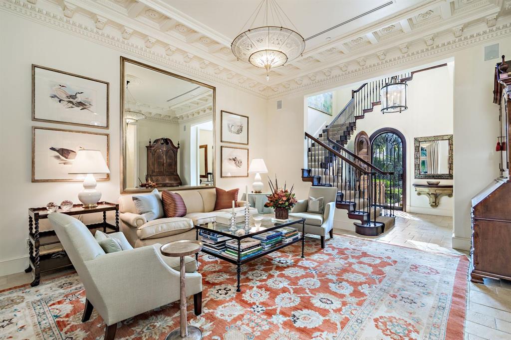 ROYAL PARK - Residential