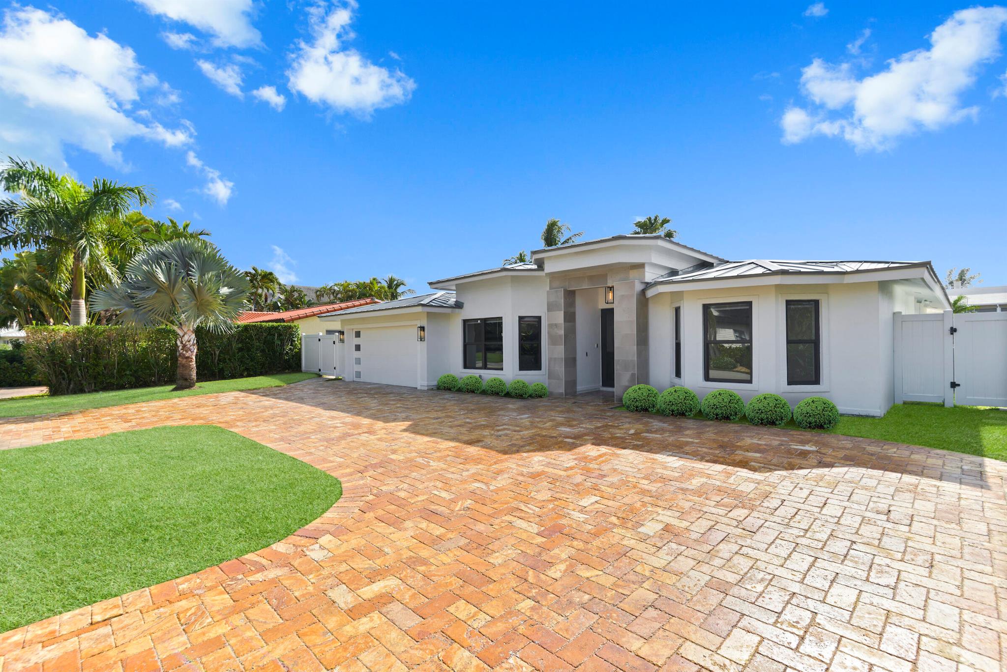 Harbour East - Residential