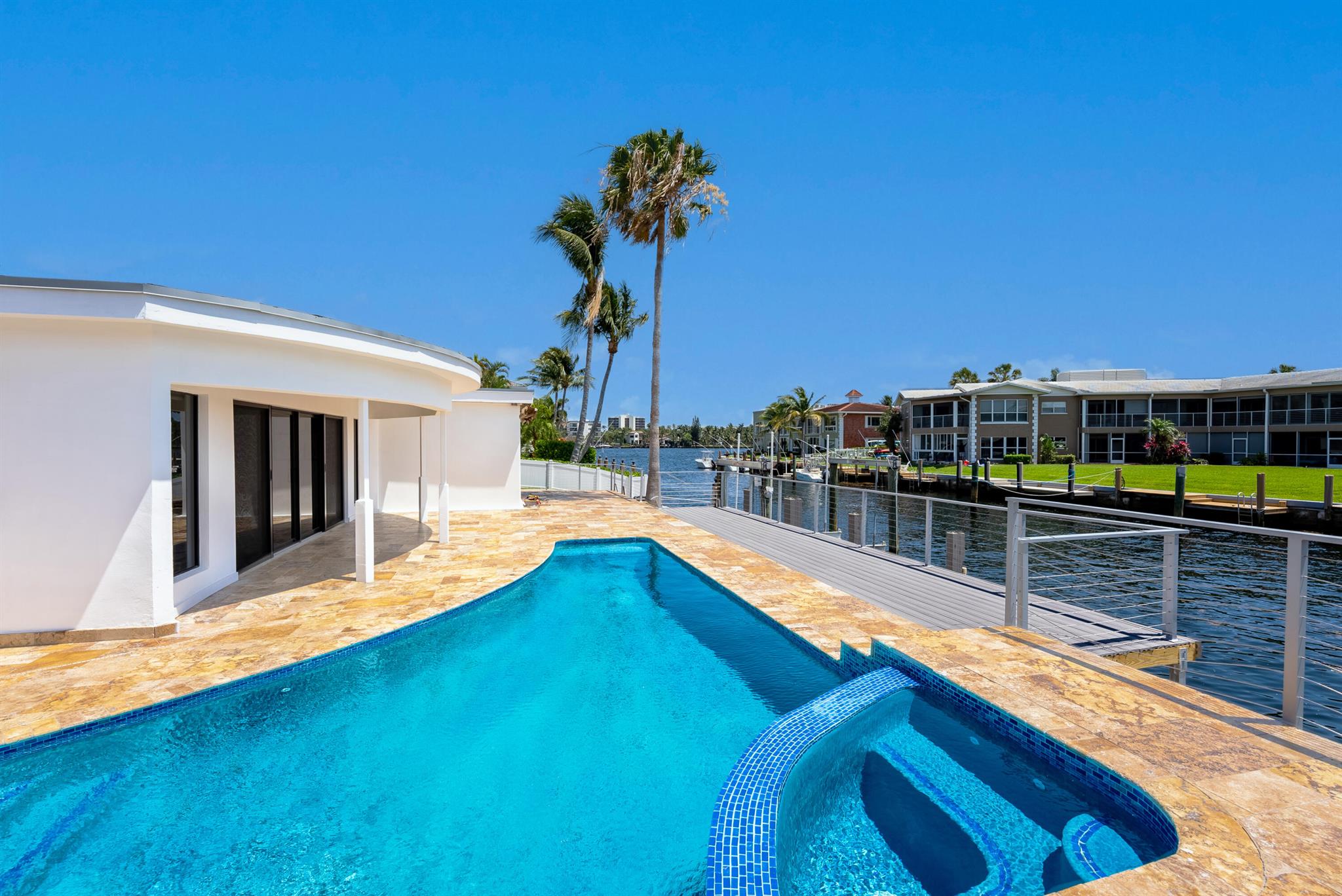 Harbour East - Residential