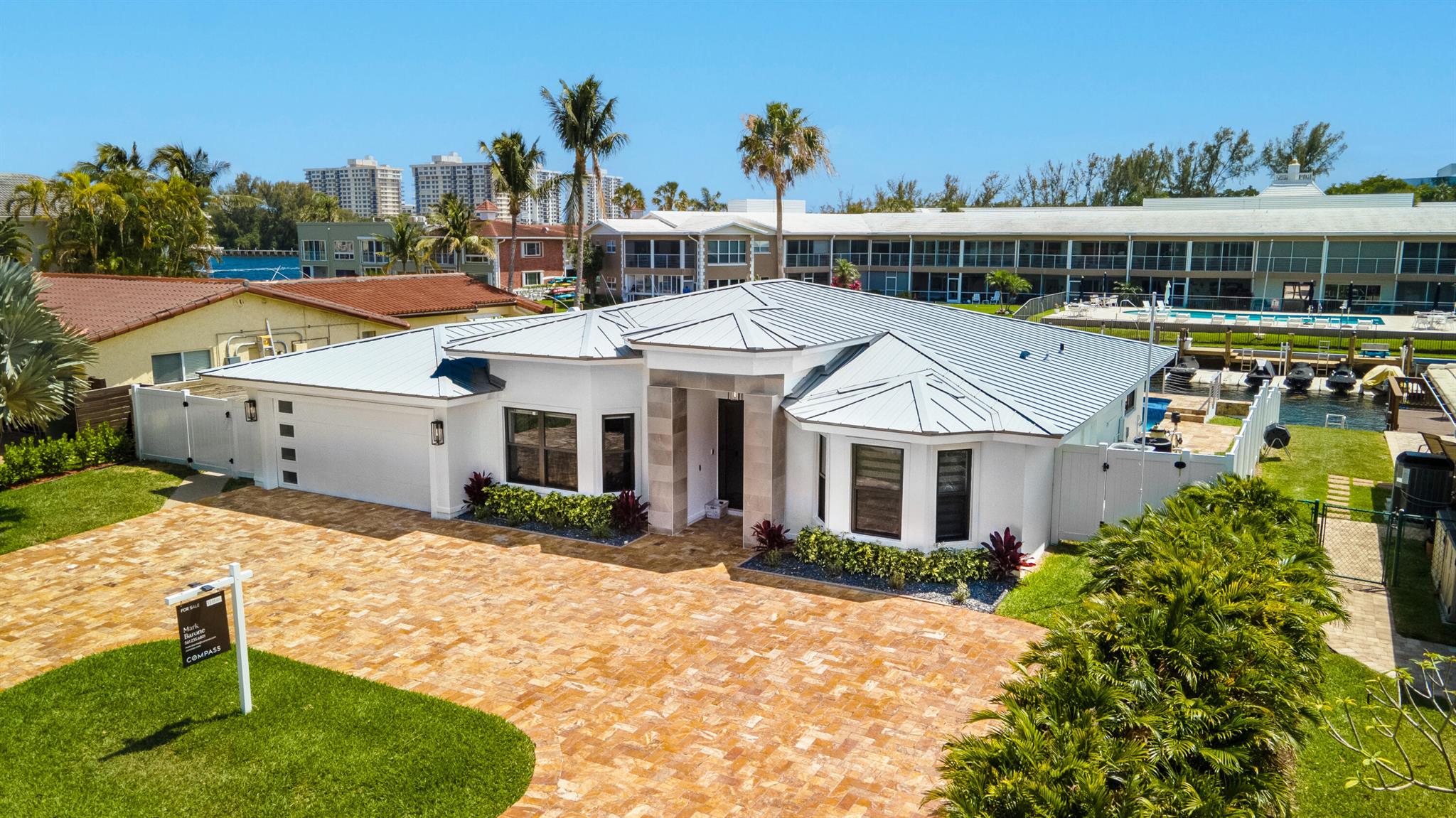 Harbour East - Residential