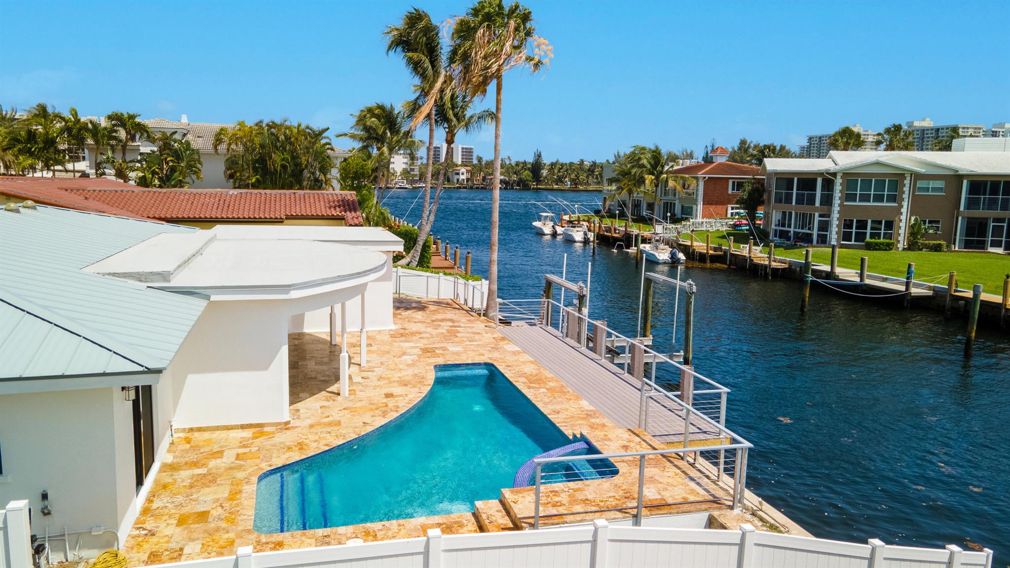 Harbour East - Residential