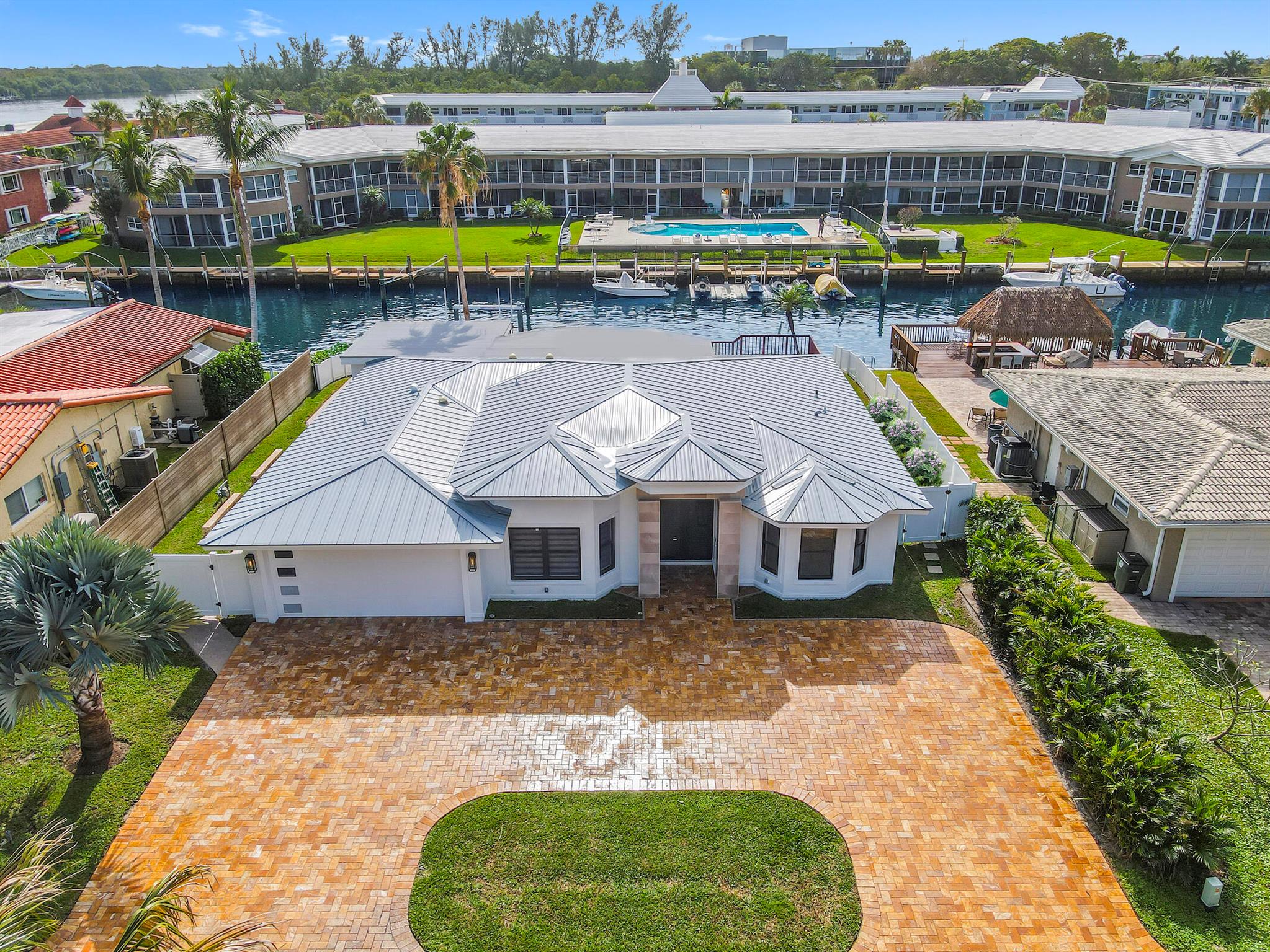 Harbour East - Residential