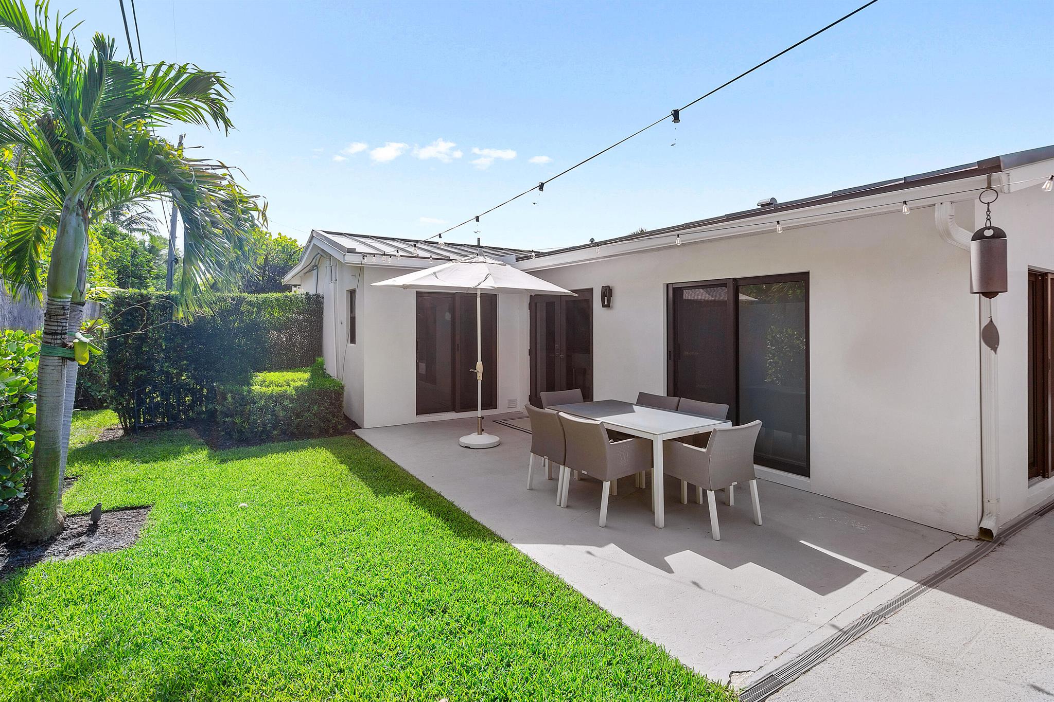 SHORE VIEW - Residential Lease