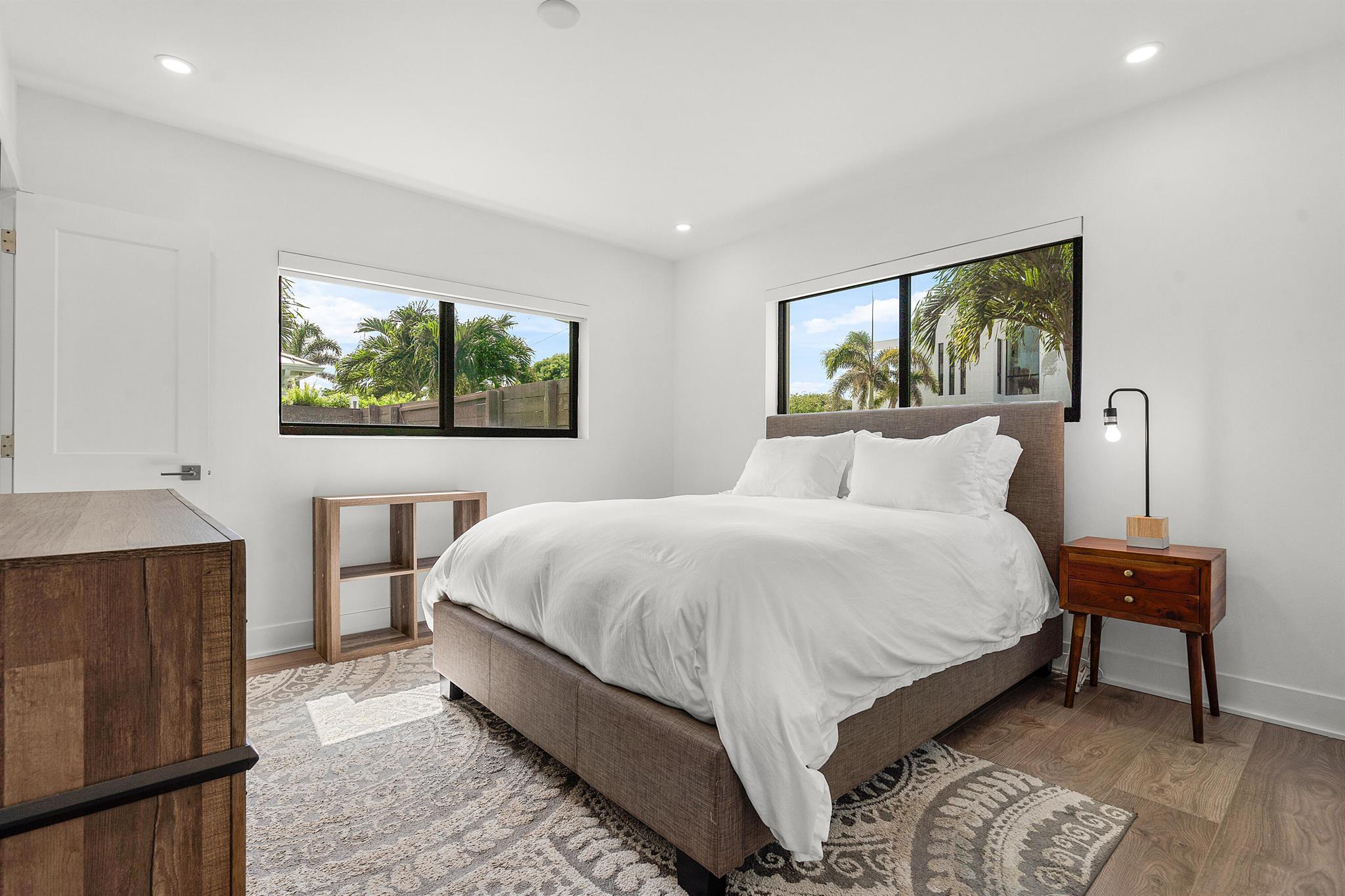 SHORE VIEW - Residential Lease