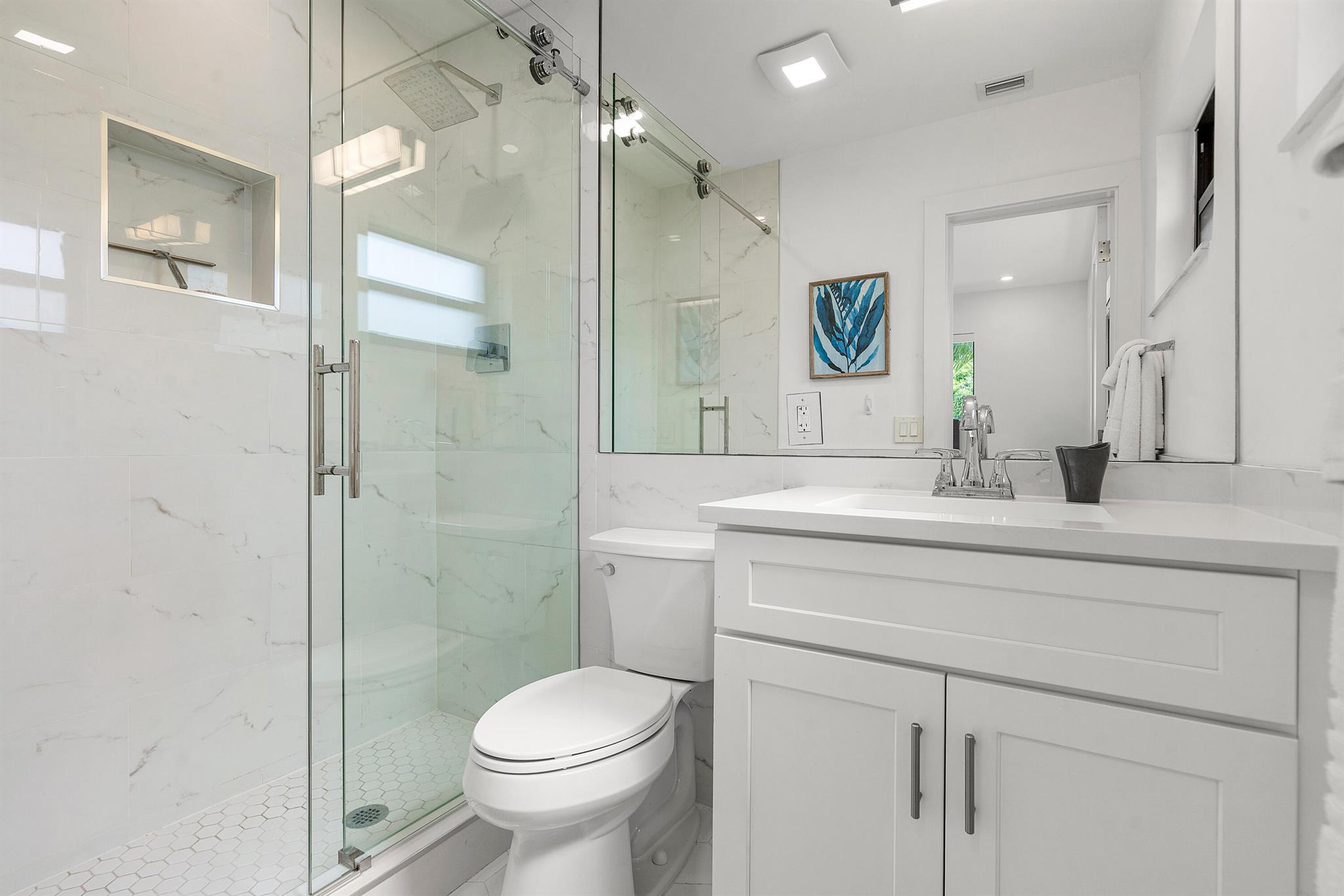 SHORE VIEW - Residential Lease