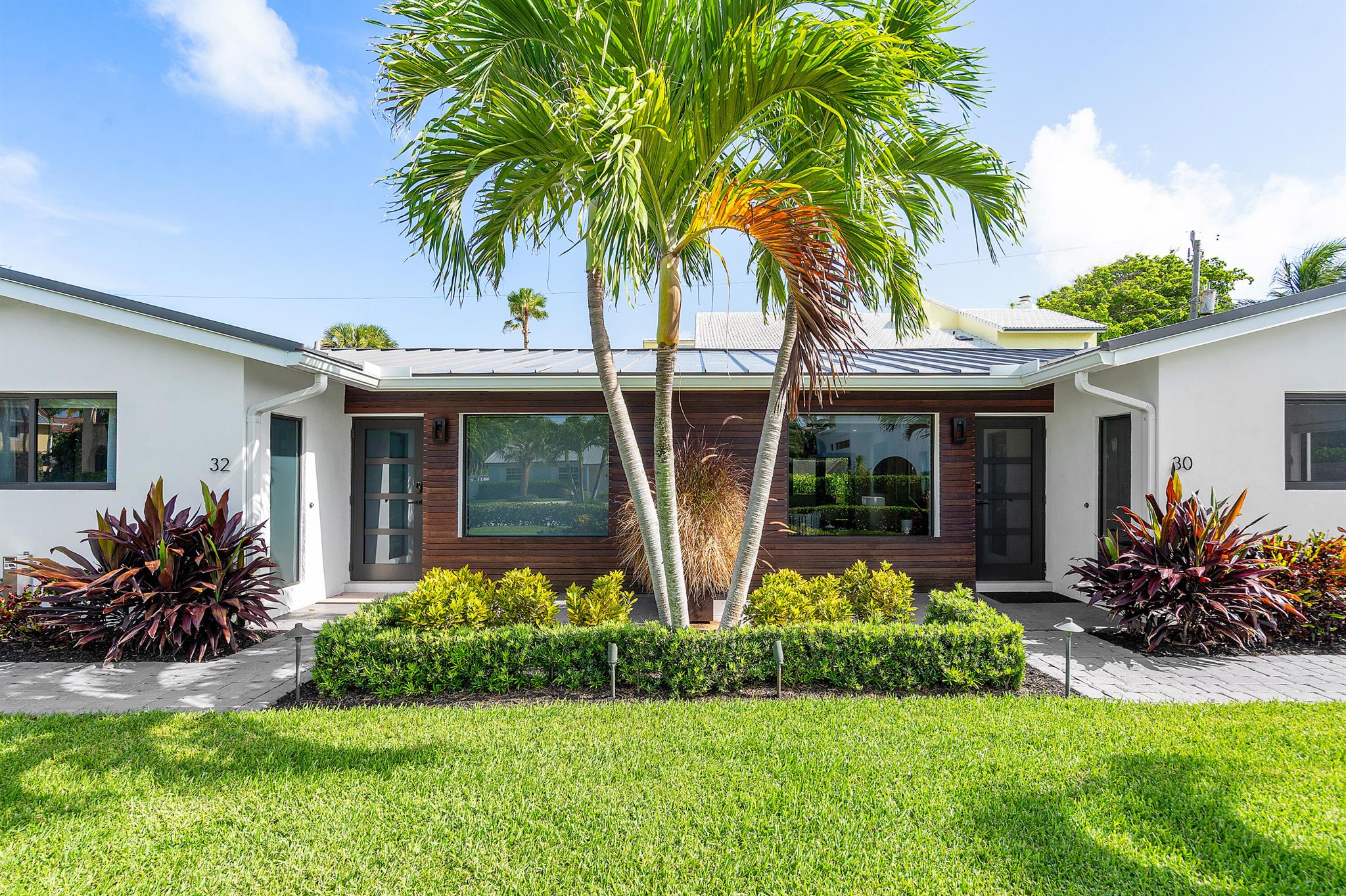 SHORE VIEW - Residential Lease