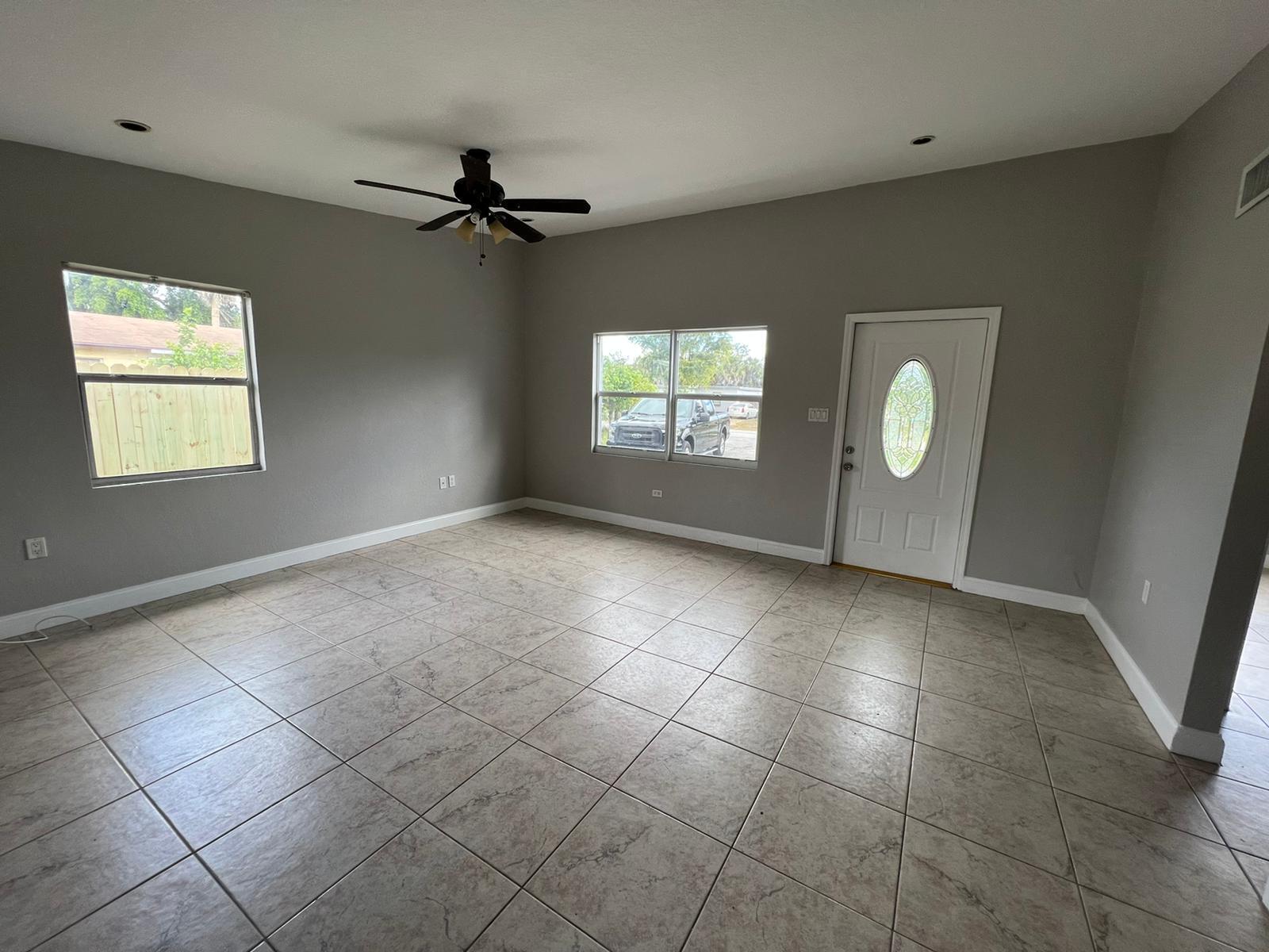BREEZY ACRES - Residential Lease