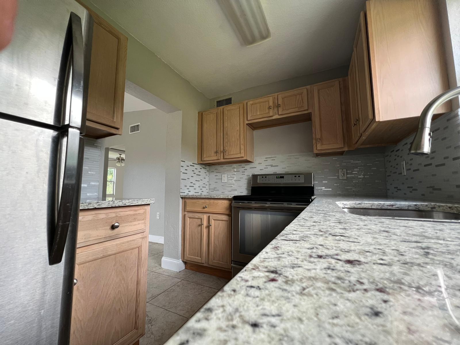 BREEZY ACRES - Residential Lease