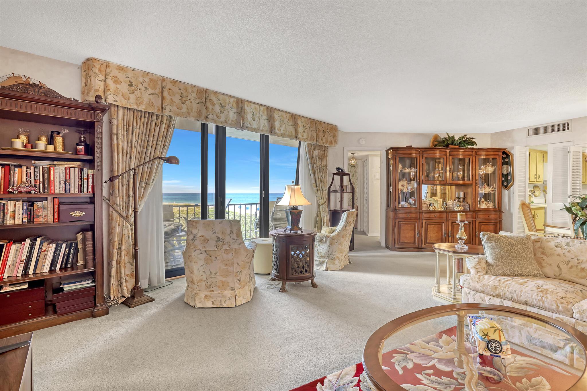 2800 N Ocean Drive A-3c