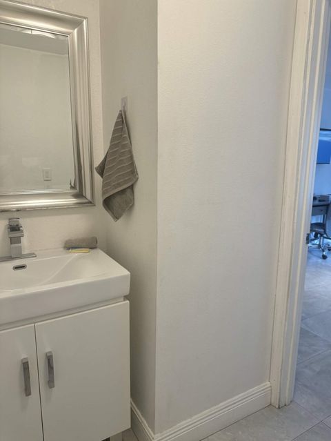 Tiny photo for 5424 Garfield Street, Hollywood, FL 33021 (MLS # B26049650)