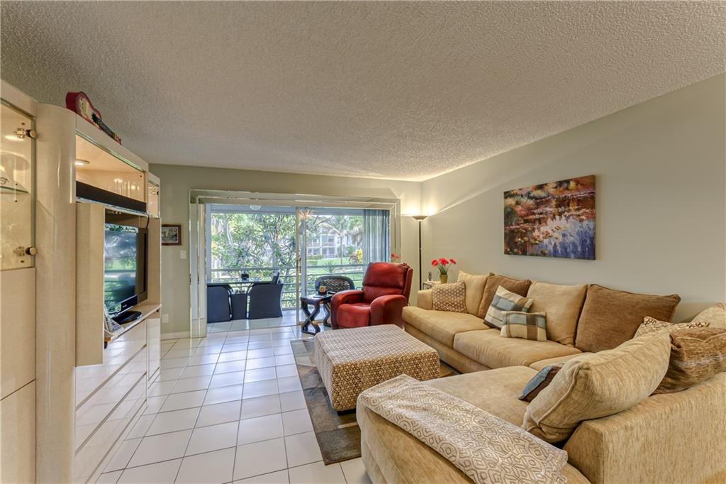 LAS VISTAS CONDOS - Residential