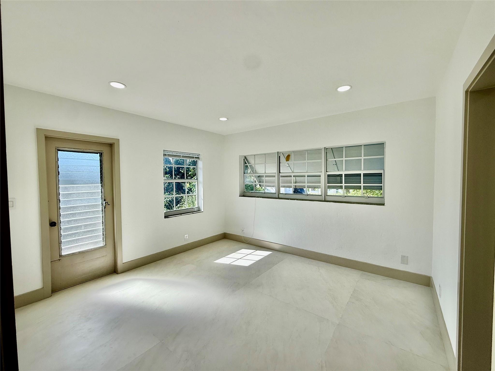 Cypress Lake - Residential