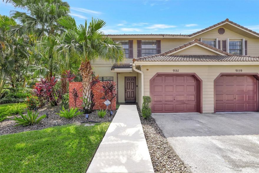 Stunning Corner Townhome available in desirable Vineyards of Plantation. You will find over 1700 sq ft of completely renovated living space. Upon entering you will find open, light and bright space with imported wood grain tile flooring throughout, ample amount of storage throughout home so everything can have its place, a dream kitchen with subzero 48" fridge, Jennaire 30" smart double oven, Jennaire 36" cooktop, custom 48" ceiling flush mount range exhaust hood with built in lights, quartz countertops with oversized island that is filled with generous drawer space for storage and osmosis water system. Bathrooms are renovated with high end fixtures, porcelain tile and quartz counters. Close to Sawgrass Mills Mall, restaurants, I595, Ft. Lauderdale Airport.