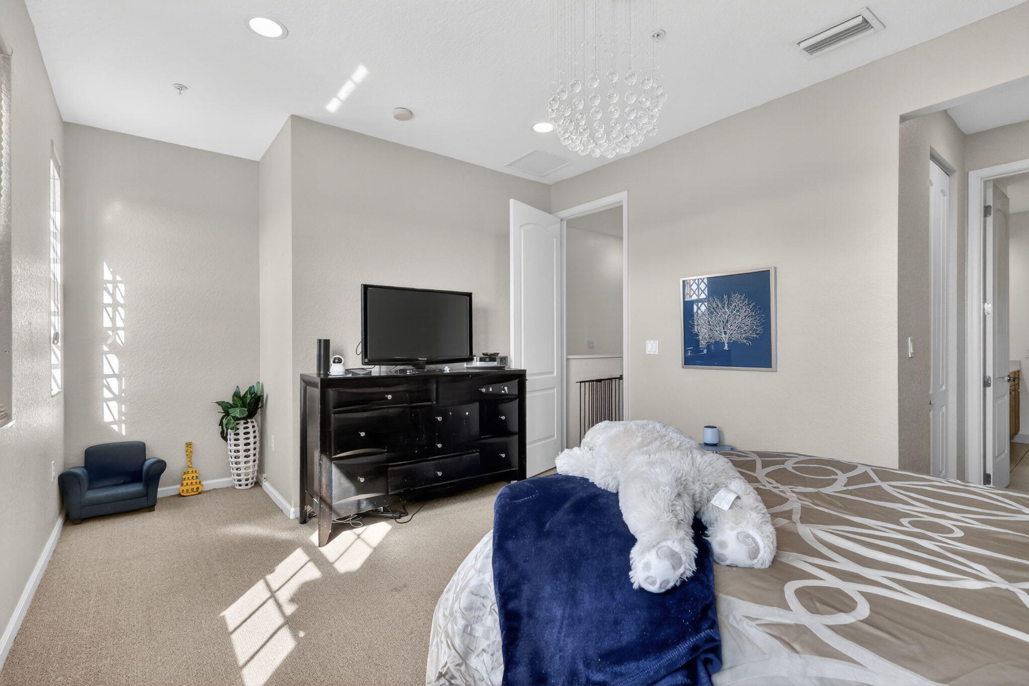 MONTCLAIR CONDO - Residential