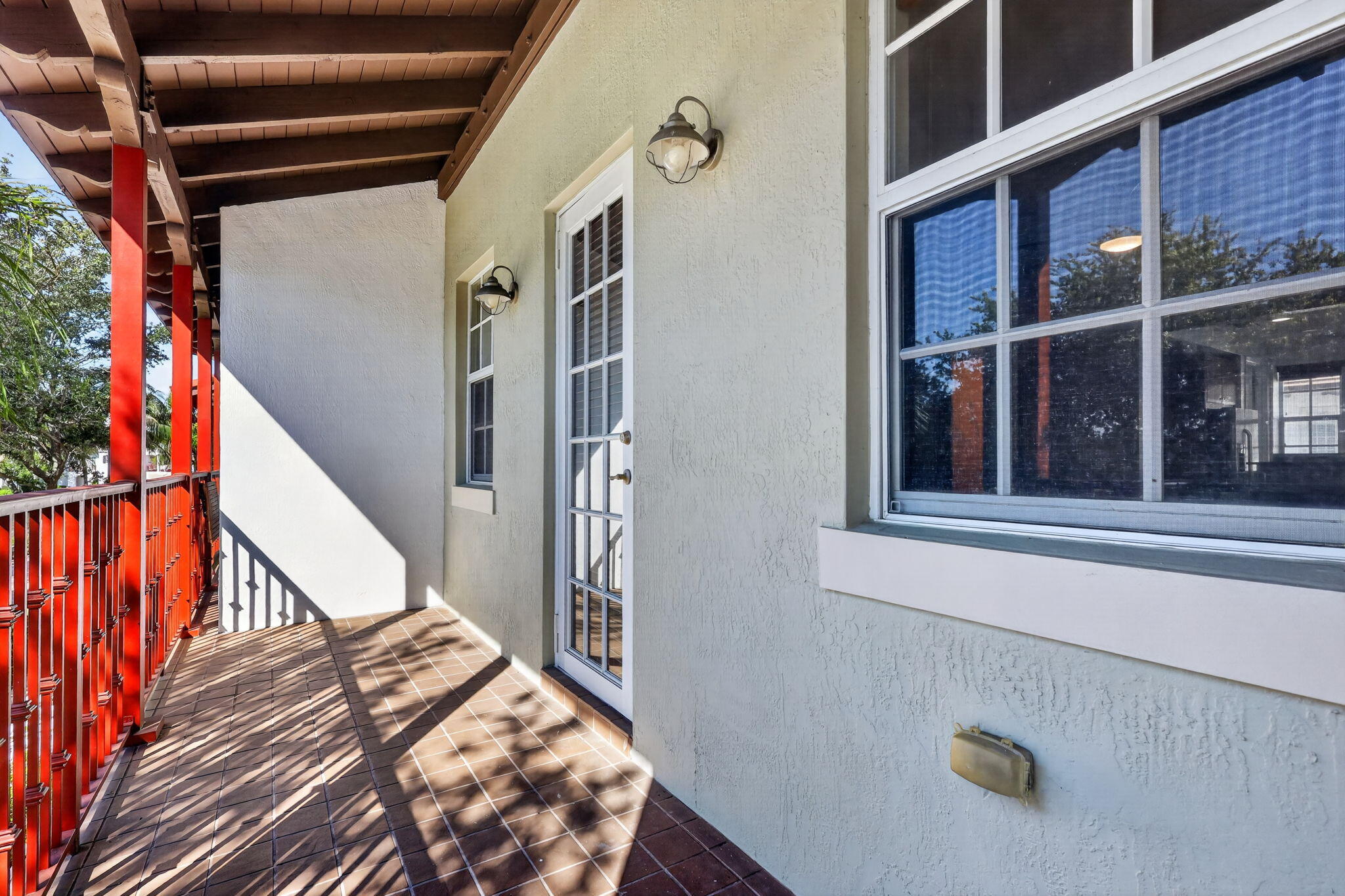 MONTCLAIR CONDO - Residential