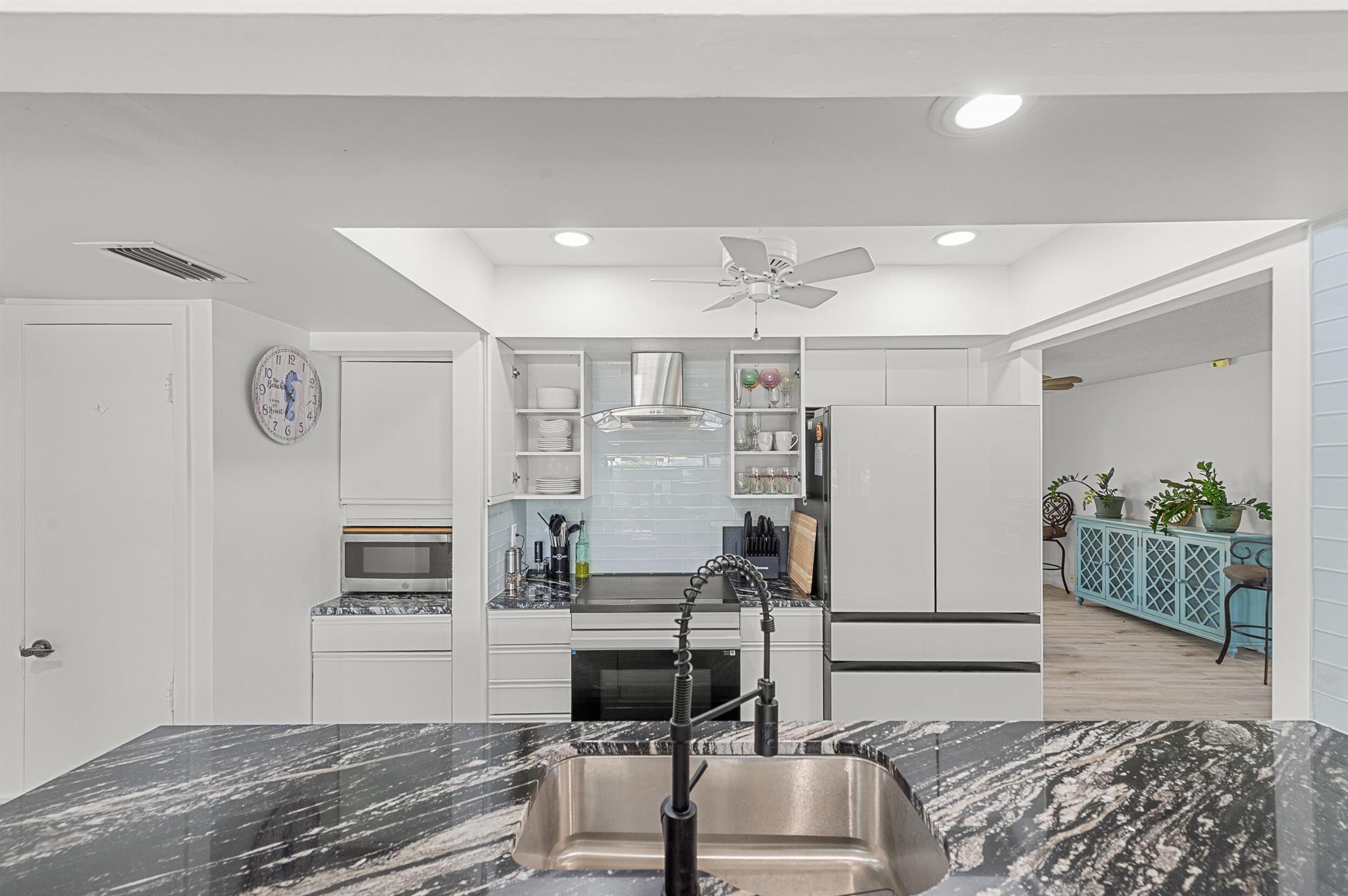 PORT ST LUCIE SECTION 3 - Residential Lease