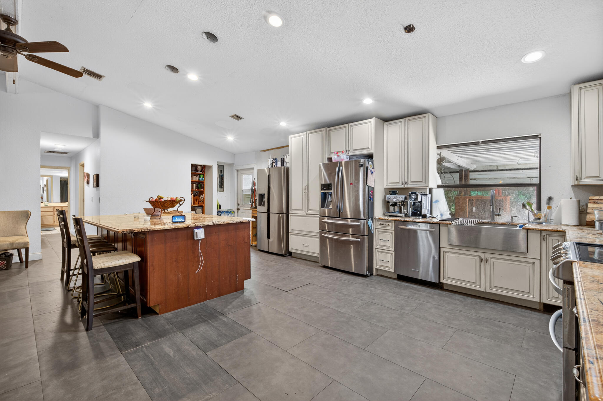 Acreage - Residential