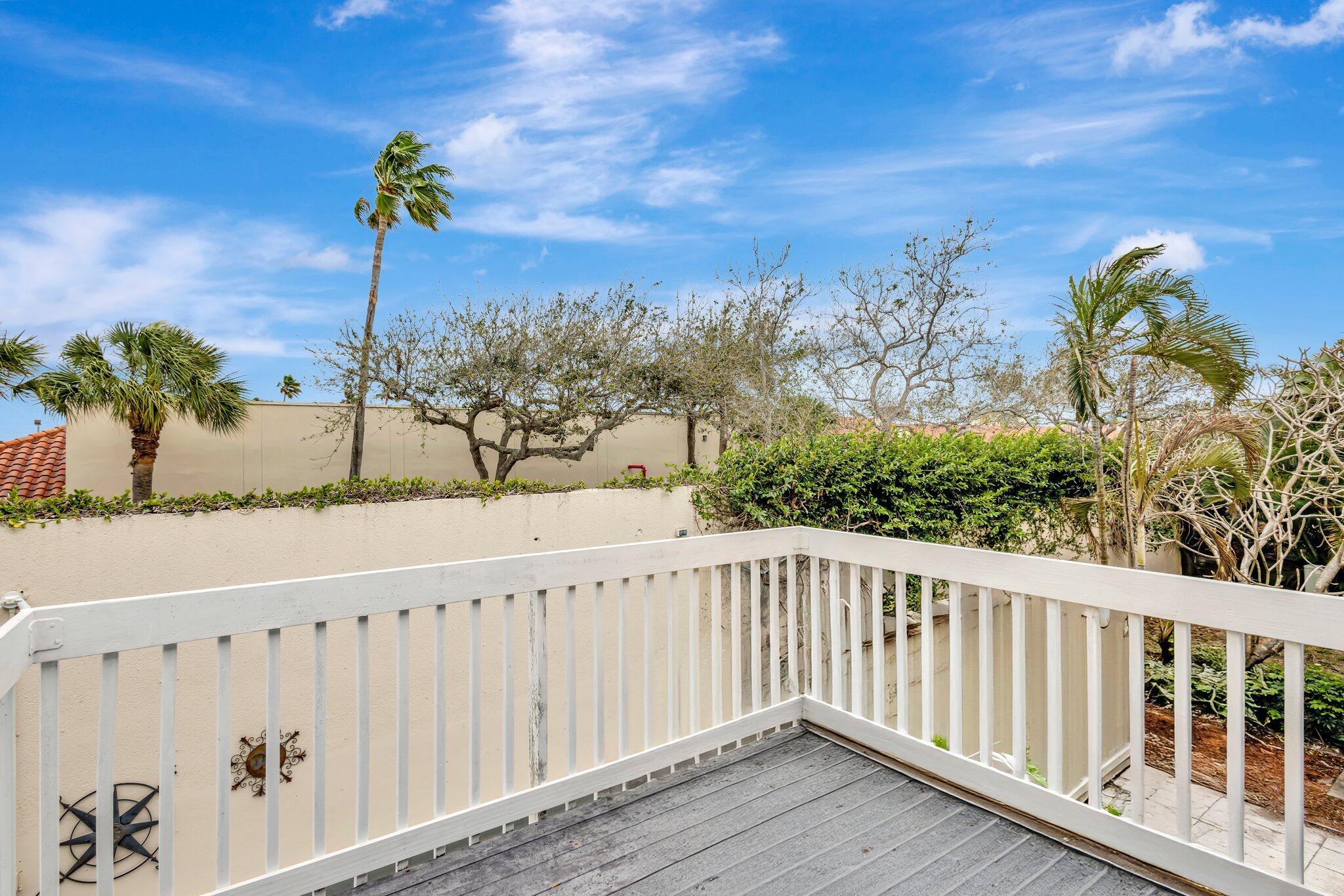 VILLAS OF OCEAN DUNES - Residential