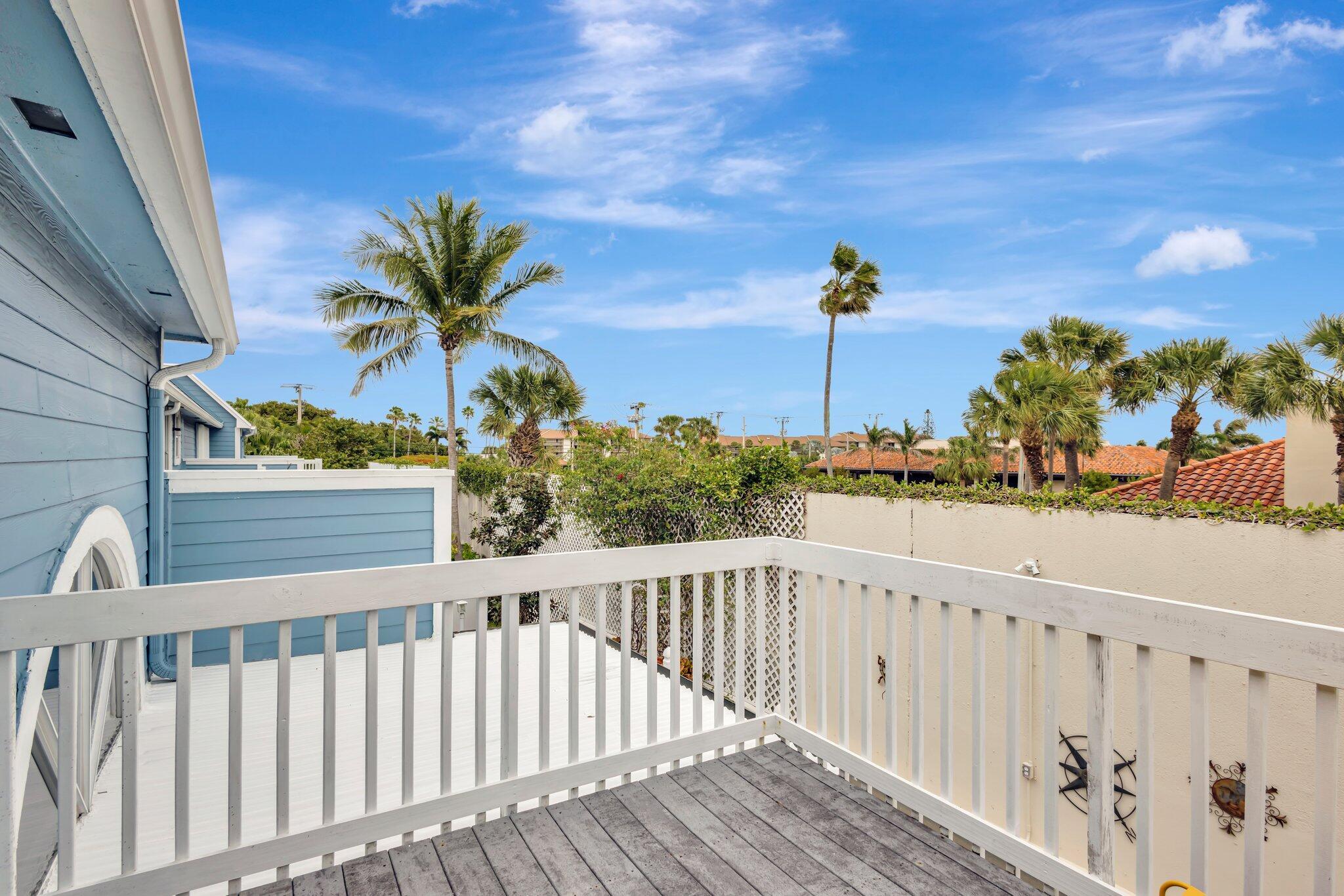 VILLAS OF OCEAN DUNES - Residential