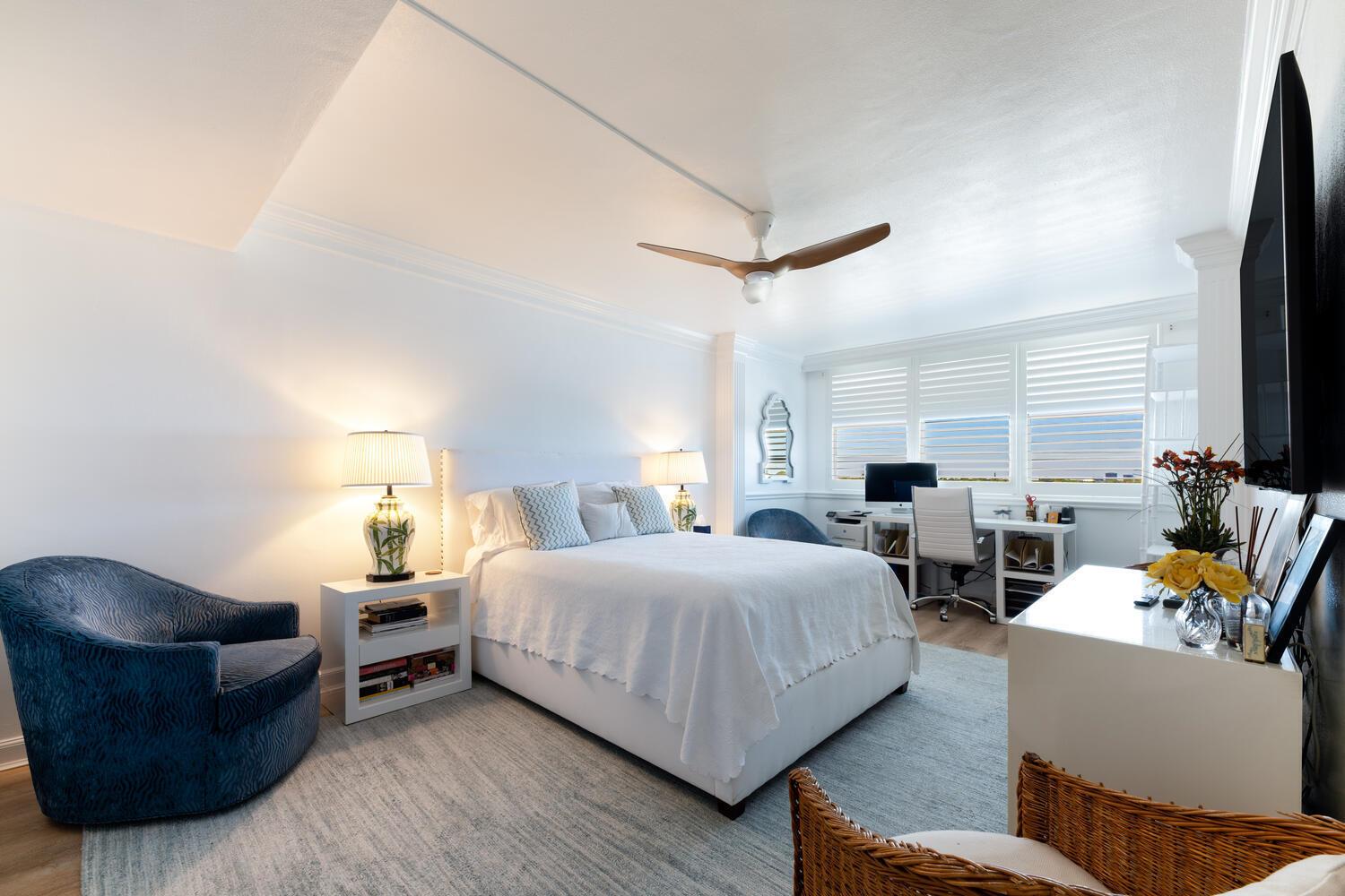 LA FONTANA APTS OF PALM BEACH INC - Residential