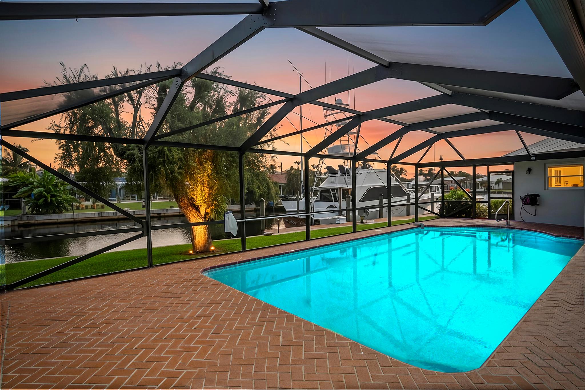 LIGHTHOUSE POINT - Residential Lease