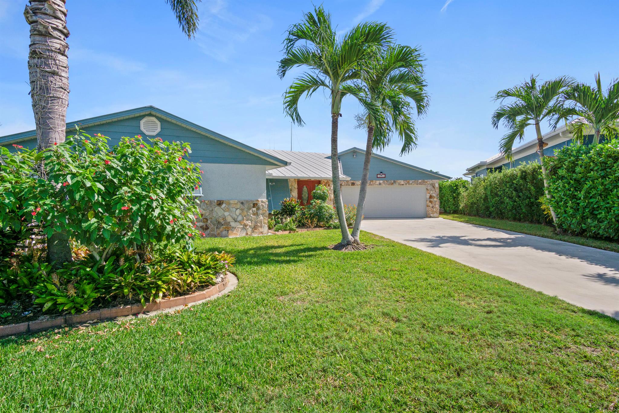 LIGHTHOUSE POINT - Residential Lease