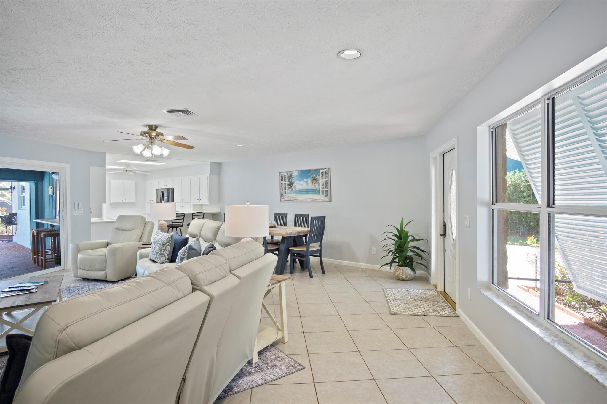 LIGHTHOUSE POINT - Residential Lease