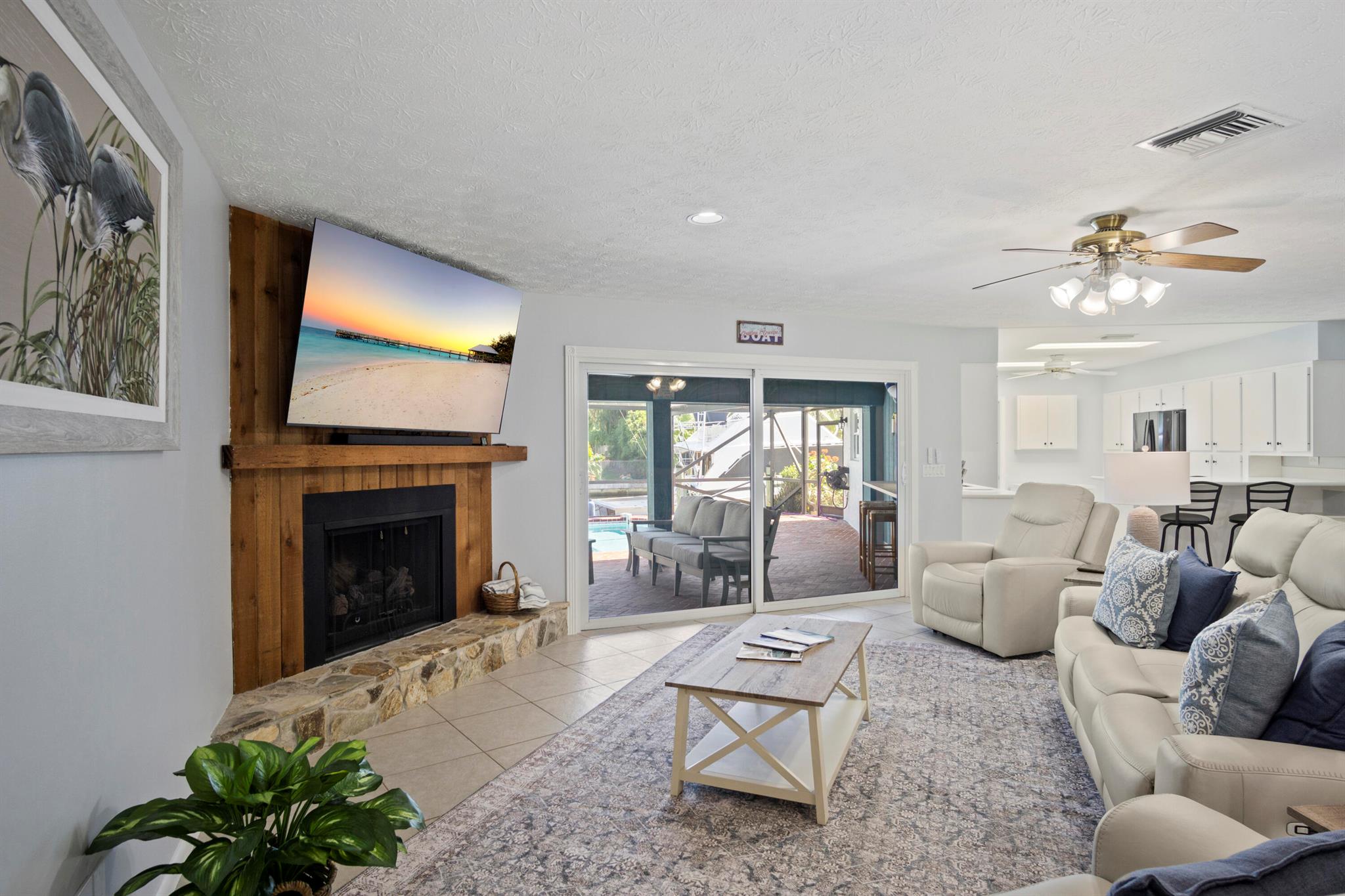 LIGHTHOUSE POINT - Residential Lease