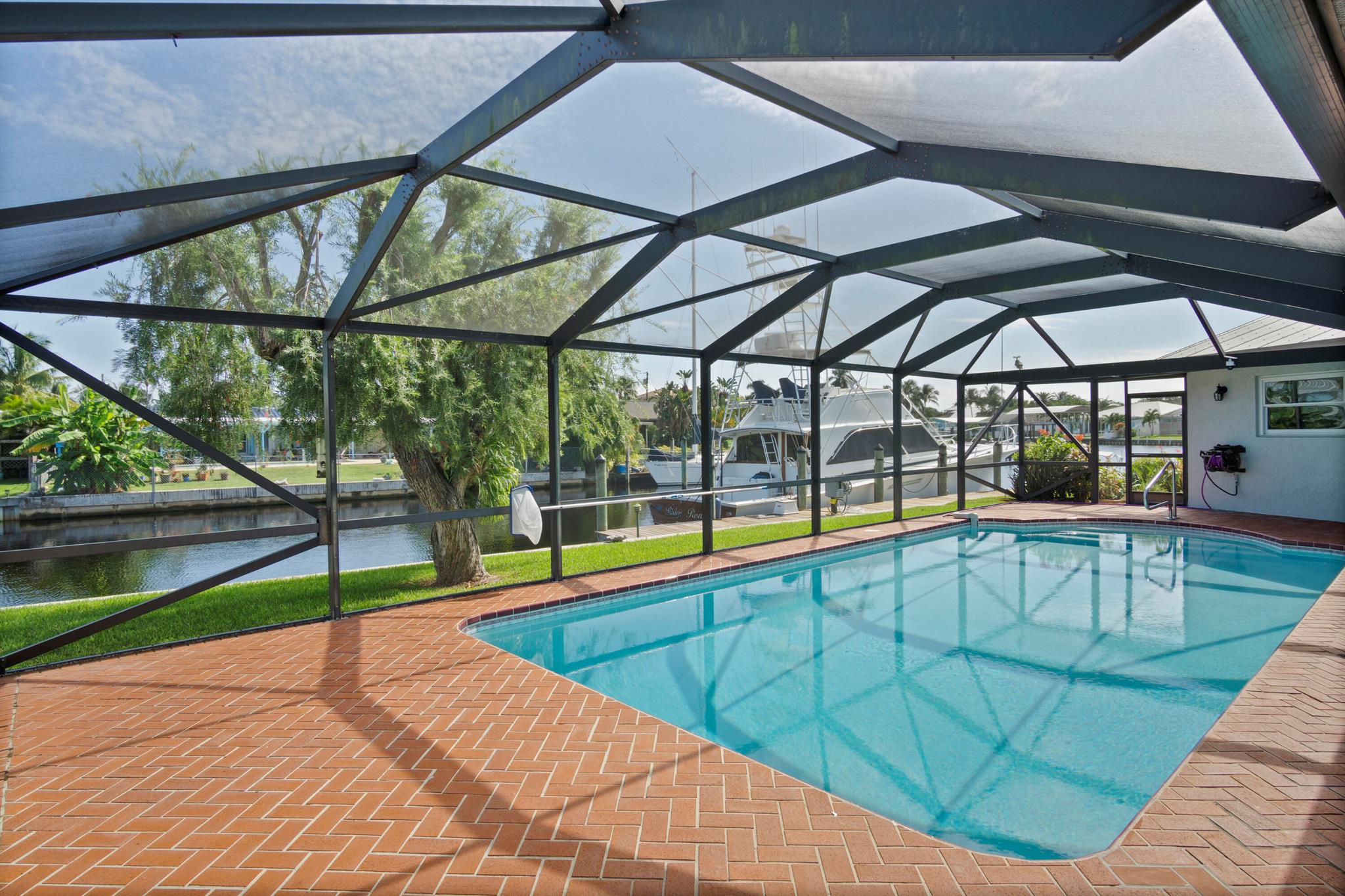 LIGHTHOUSE POINT - Residential Lease